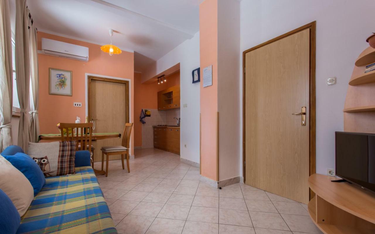 Apartments Luka 2 Baška Exteriör bild
