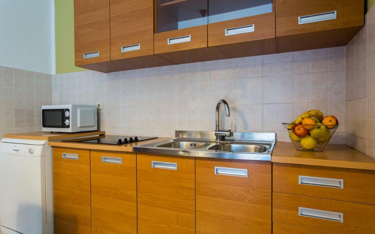 Apartments Luka 2 Baška Exteriör bild