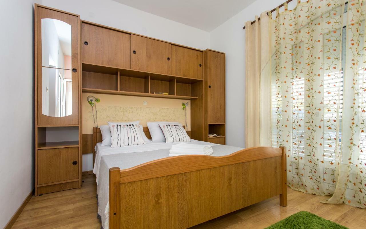 Apartments Luka 2 Baška Exteriör bild