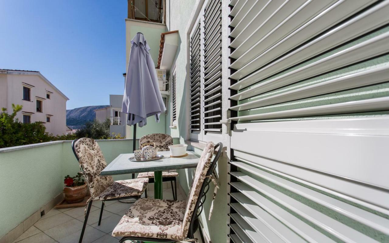 Apartments Luka 2 Baška Exteriör bild